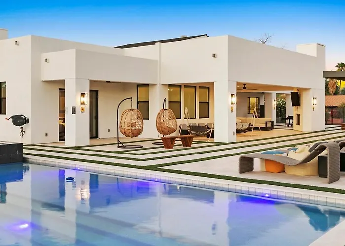 Villa The Showstopper Luxury - Sleeps 22 *