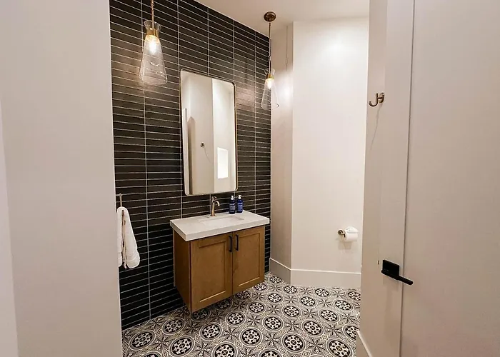 Villa The Showstopper Luxury - Sleeps 22 *