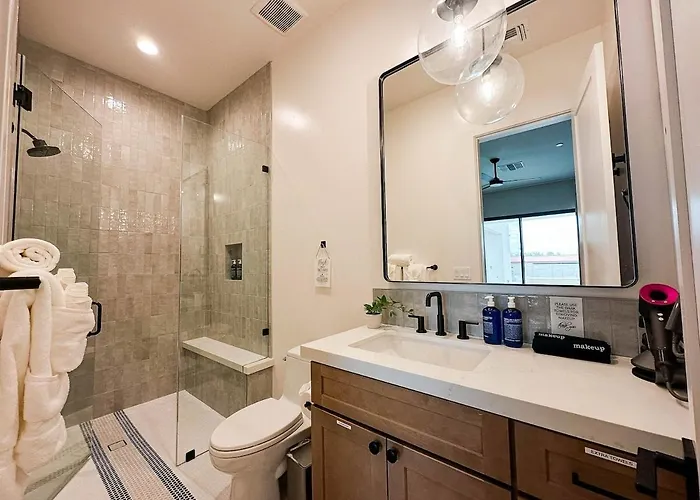 Villa The Showstopper Luxury - Sleeps 22 *