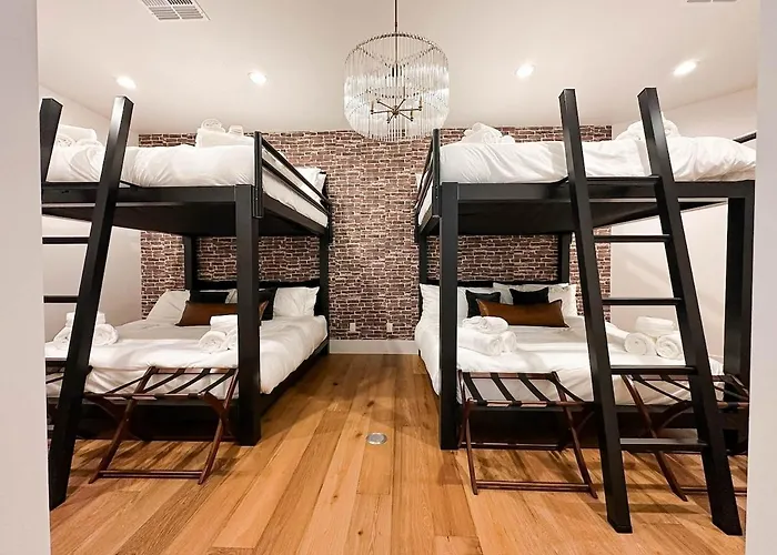 The Showstopper Luxury - Sleeps 22 Villa Scottsdale