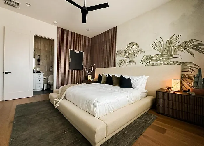 Villa The Showstopper Luxury - Sleeps 22 *