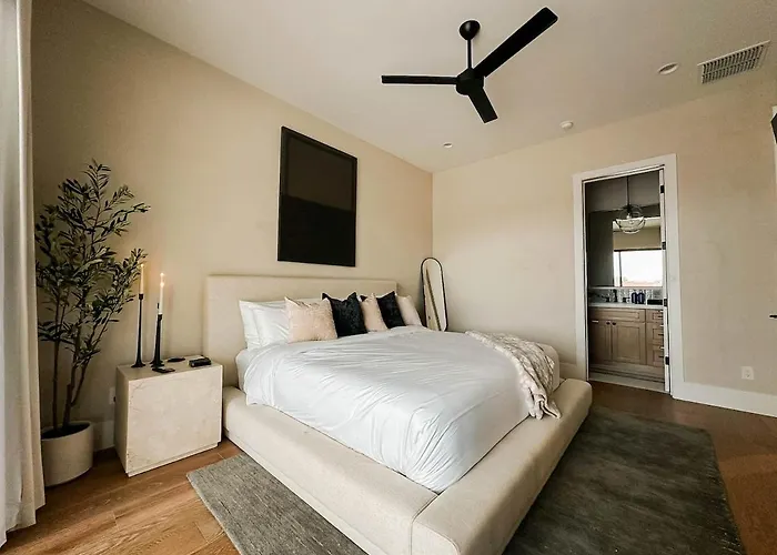 Villa The Showstopper Luxury - Sleeps 22 *